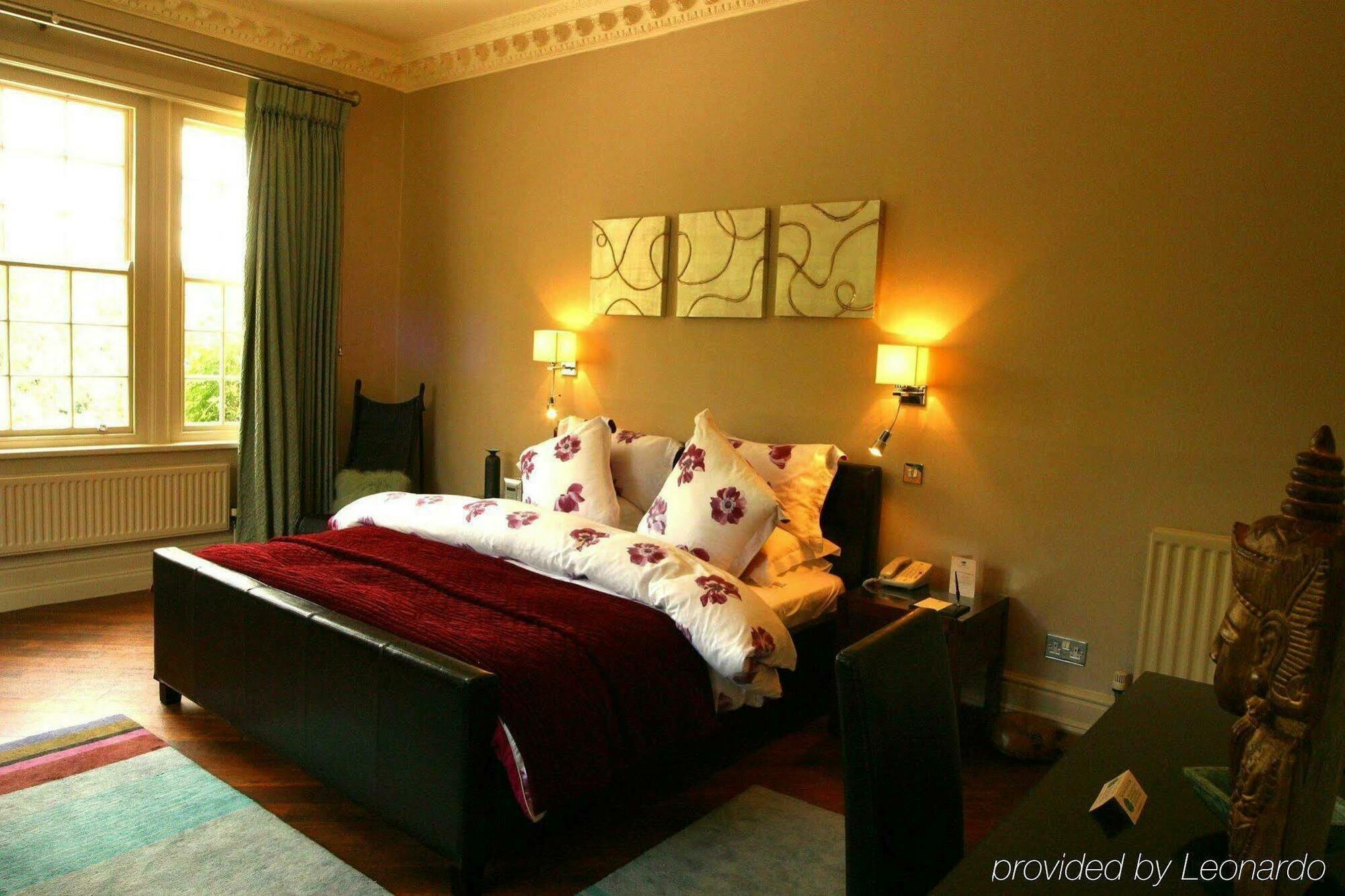 Nunsmere Hall Hotel Oakmere Room photo